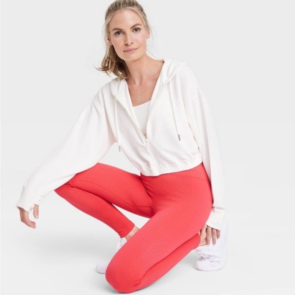 NWOT All in Motion Red Waffle Knit Compression Leggings - Picture 3 of 6